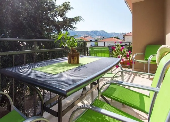 Apartment Strandnahe Schoene Mit Klima, Wifi Baska (Krk)